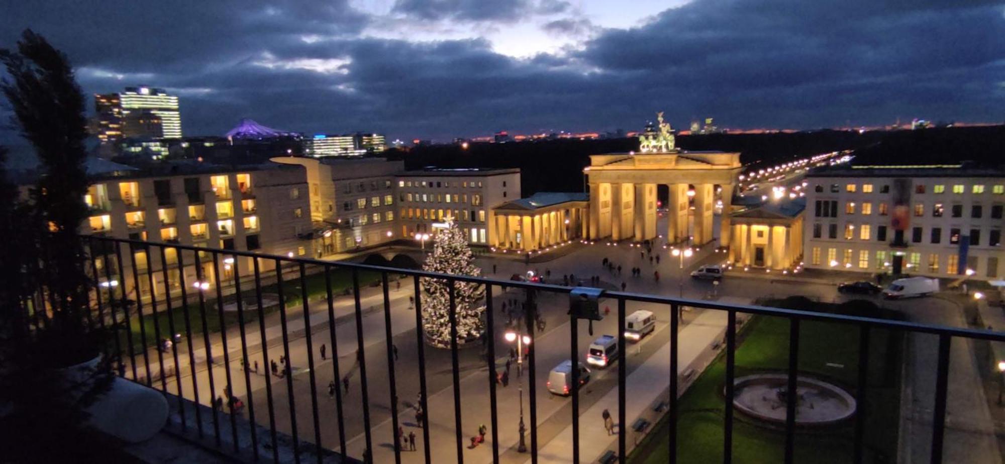 Aparthotel Nexliving Berlin Brandenburger Tor Exterior foto